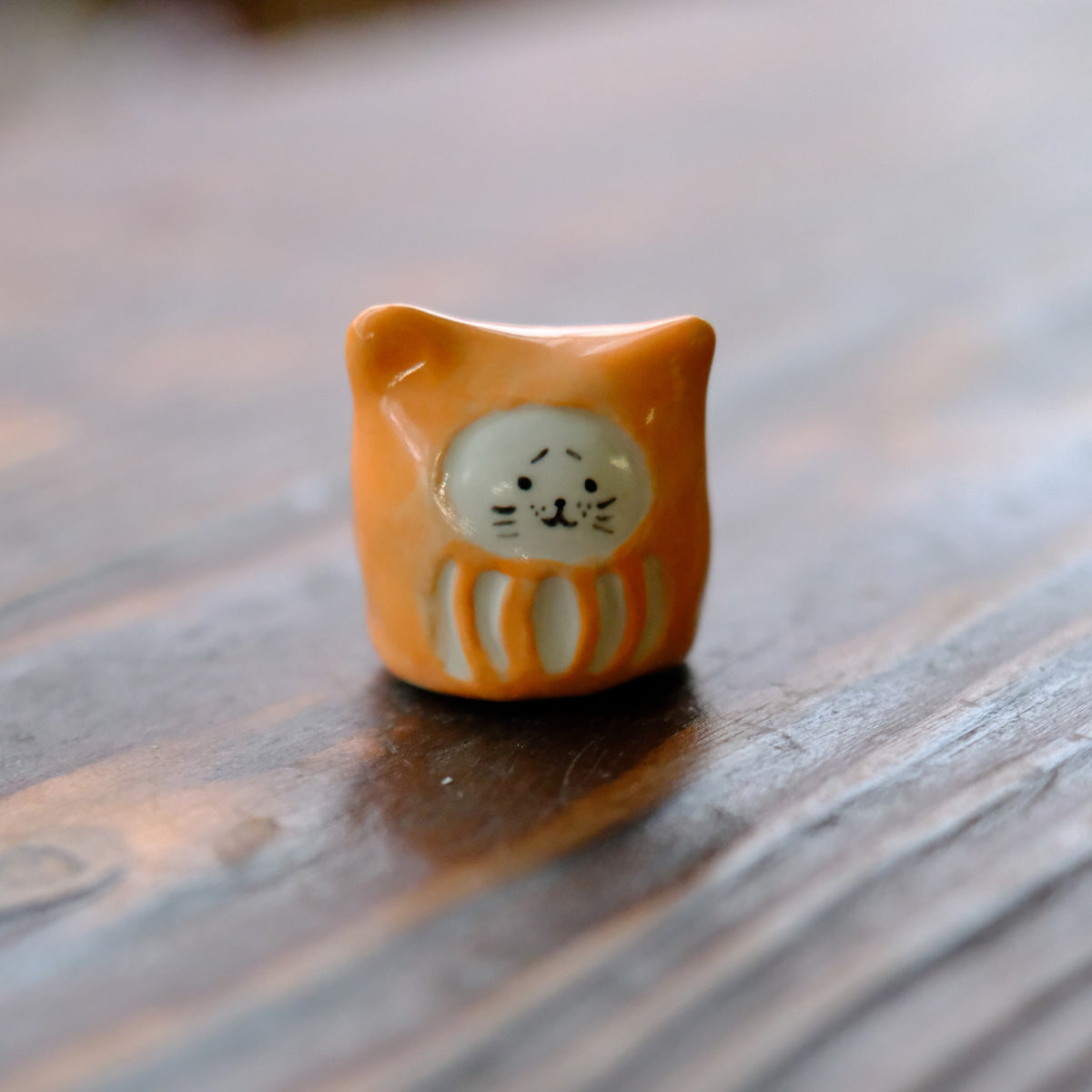 Ceramic Cat Daruma Mini Figurine